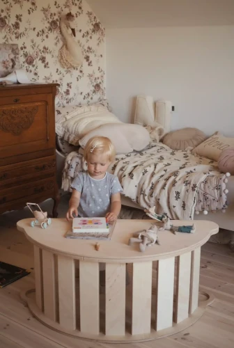 Tischplatte mit Holzwippe