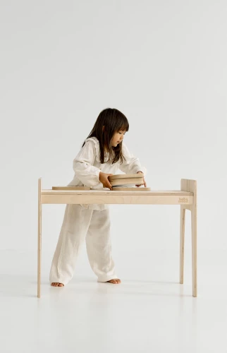 Tisch M natur Babywood