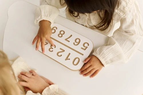 Grafomotorische Tafel - Ziffern Babywood