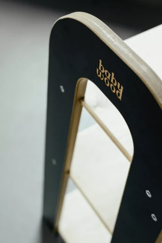 Regal SLIM schwarz Babywood